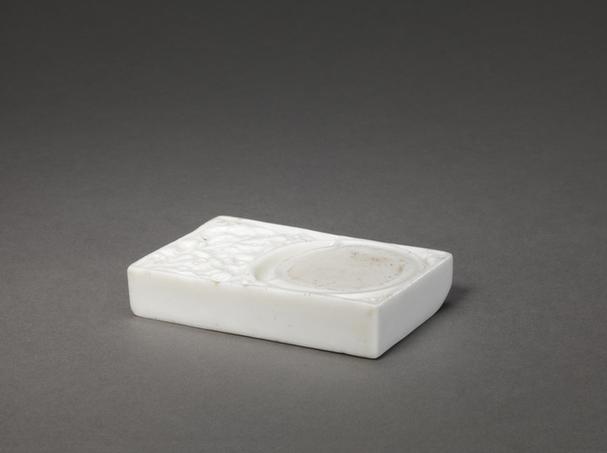 德化窑白釉砚台