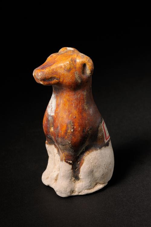 陶黄釉狗