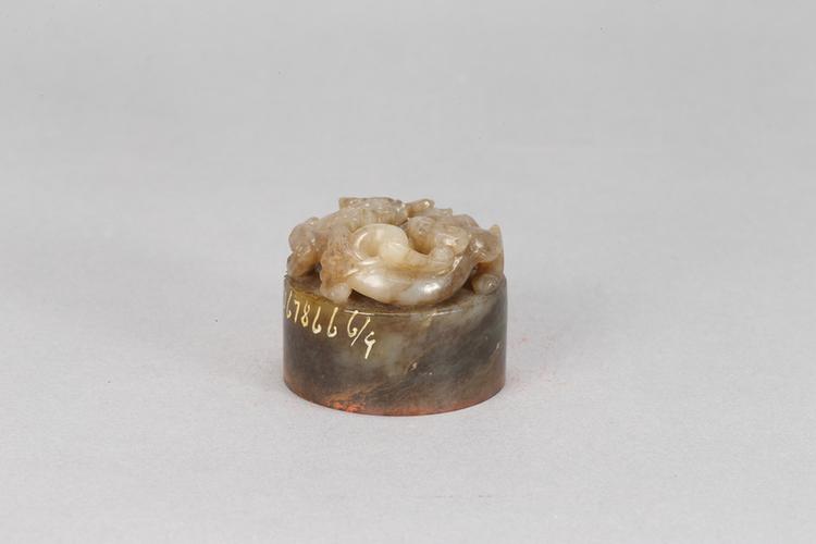 蟠螭纽“静好堂”章