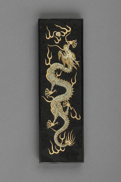 海屋添筹云龙戏珠纹墨