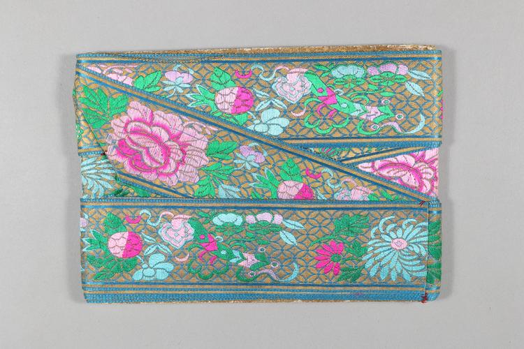 金地古钱牡丹纹绦