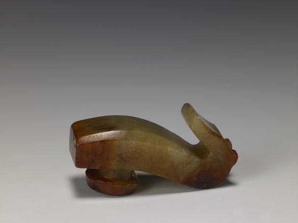 紫沁黄玉螭首带钩