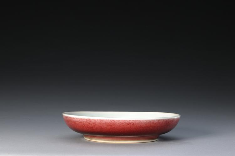 鲜红釉盘