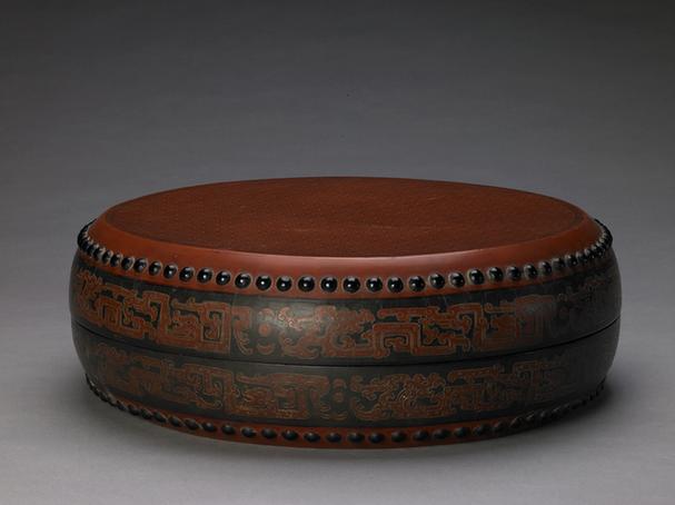 戗金彩漆夔龙纹鼓式攒盒