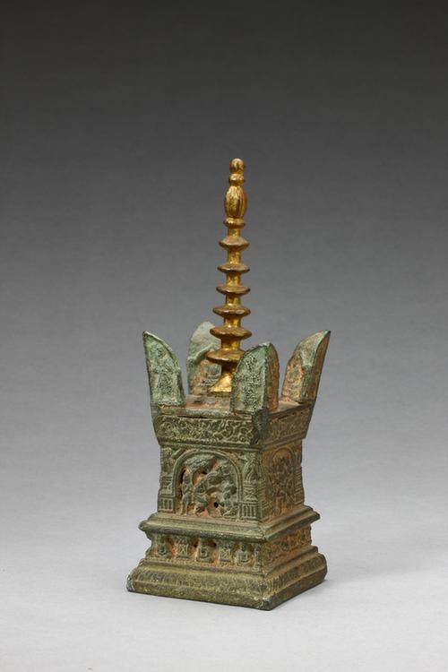 吴越国王鎏金塔