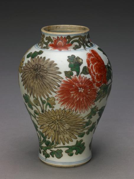 五彩折枝牡丹菊花图罐