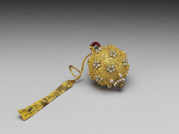 包金镶米珠回钮-7