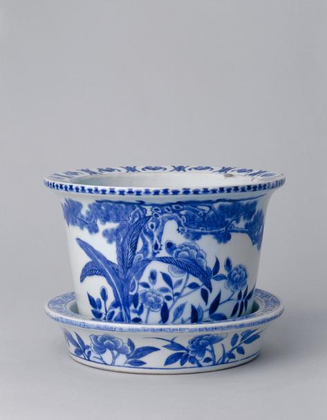 体和殿款青花折枝花卉纹花盆
