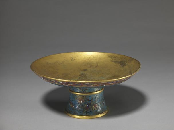 掐丝珐琅三果纹万寿无疆高足盘