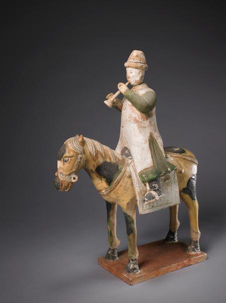 陶黄绿釉骑马俑