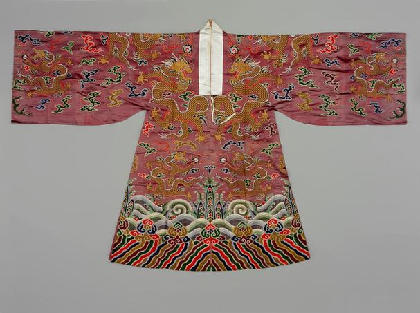 雪青色彩云金龙纹妆花缎男帔