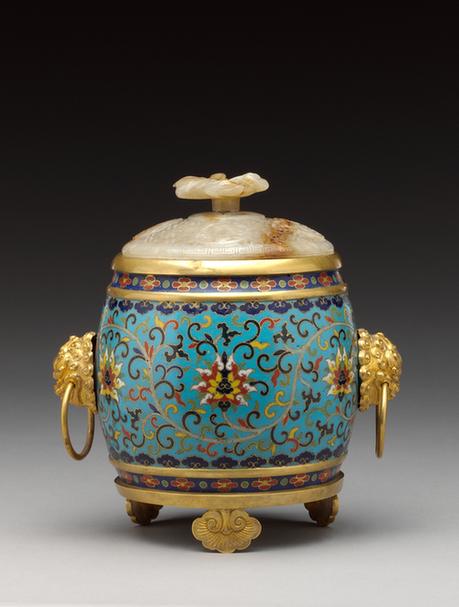 景泰款掐丝珐琅勾莲纹鼓式炉