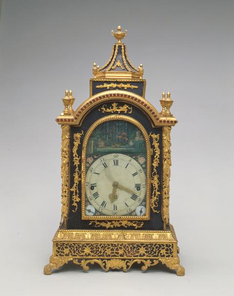 铜镀金嵌料石亭式水法钟