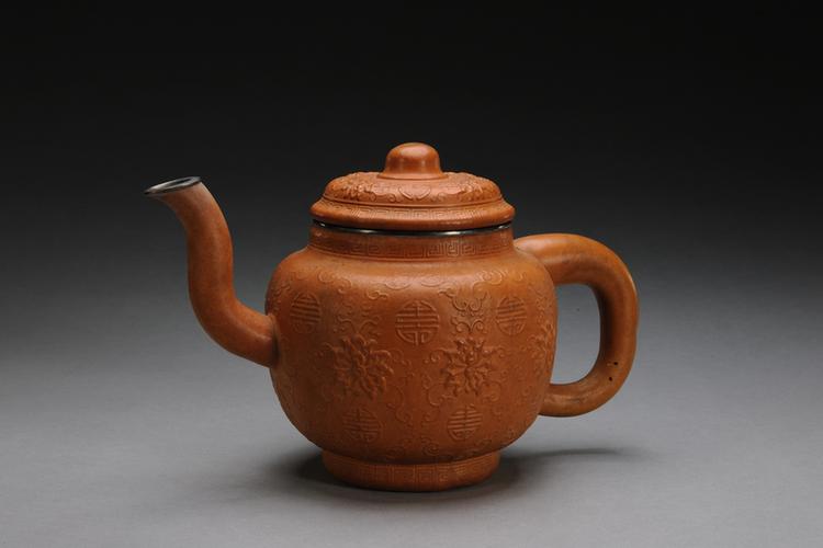 匏制团寿字蕃莲纹执壶