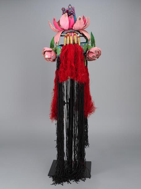 粉红色素绫串玻璃珠钉广片莲花冠