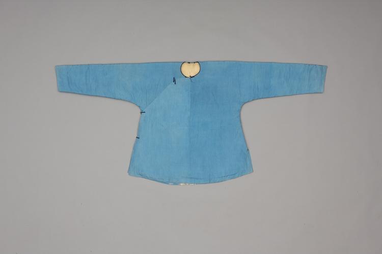 月白色素绸天马皮小袄