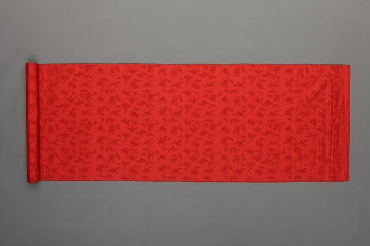 红色杏林春燕纹江绸