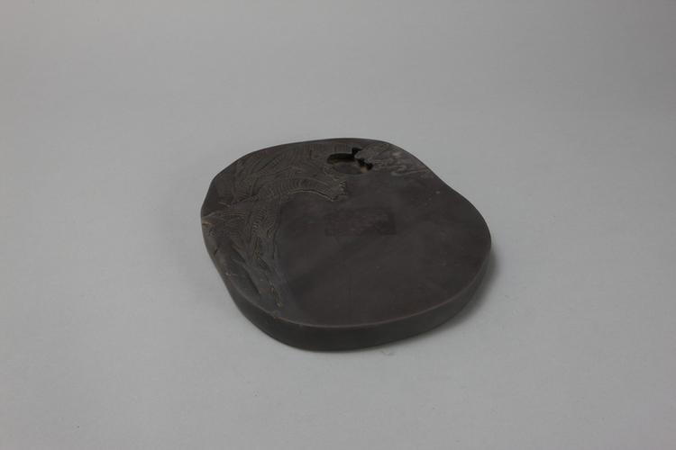 端石雕蕉叶随形砚