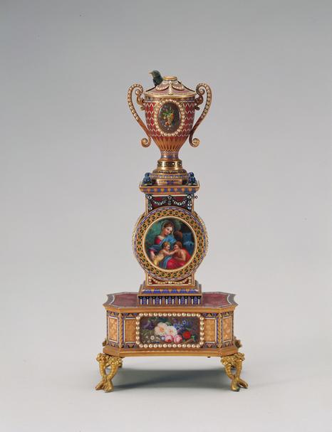 铜镀金镶珠塔形小洋钟