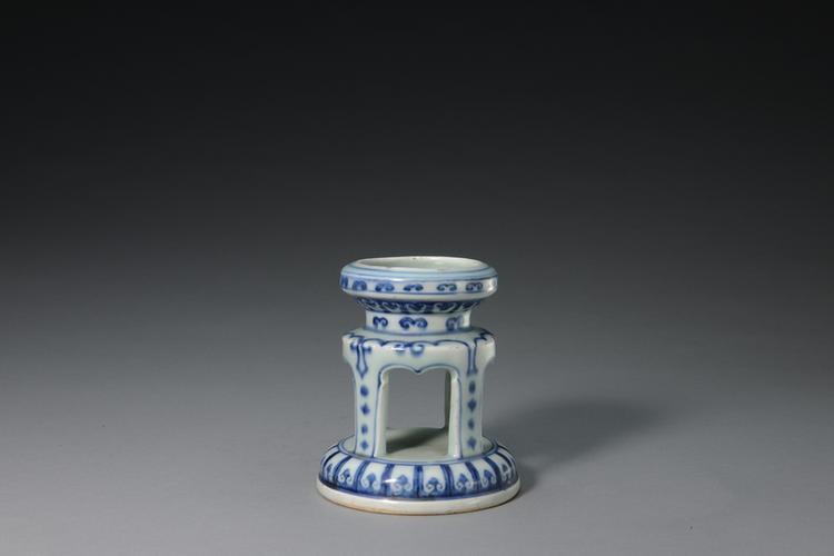 正德款青花净水碗托