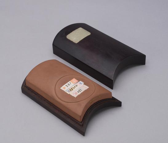 御铭澄泥砚-仿汉石渠阁瓦砚