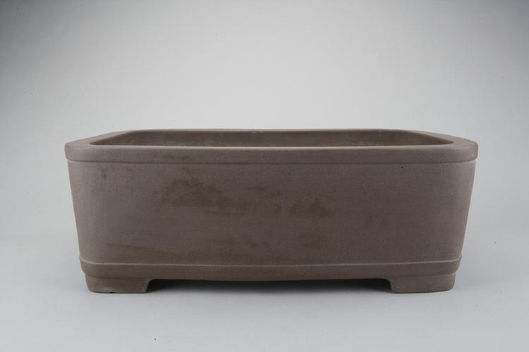 宜兴窑紫砂椭圆四足花盆