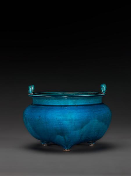 孔雀绿釉绳耳三足炉