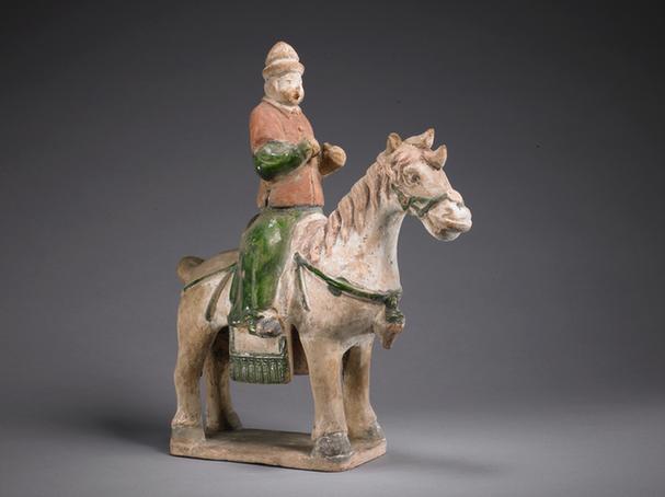 陶绿釉画彩骑马俑