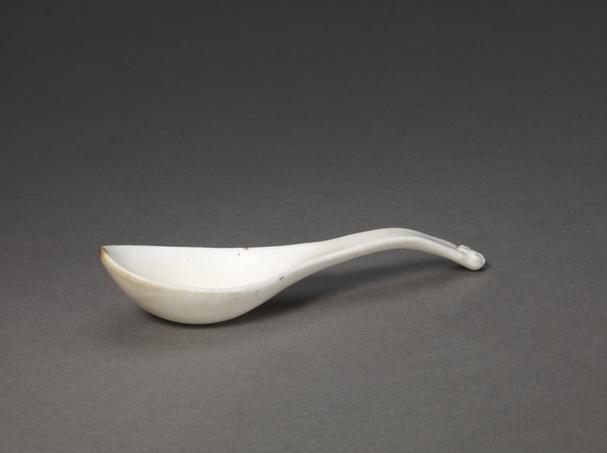 德化窑白釉匙