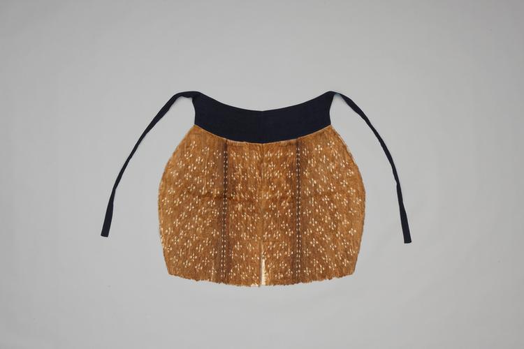 灰色素春绸里梅花鹿皮行裳