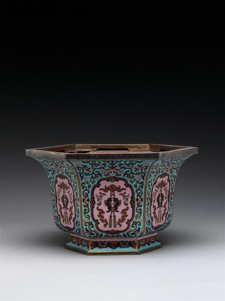 錾胎珐琅开光鱼蝠纹六方花盆