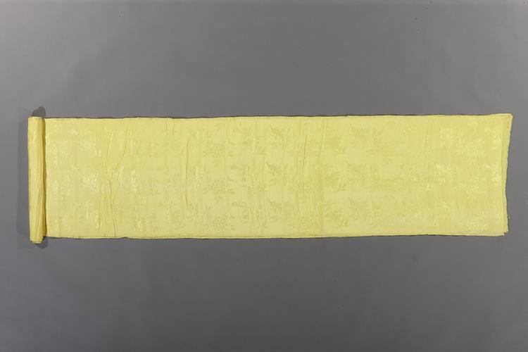 鹅黄色富贵纹花绸