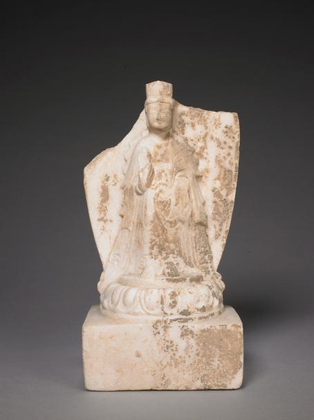 石乐零秀造观世音菩萨立像