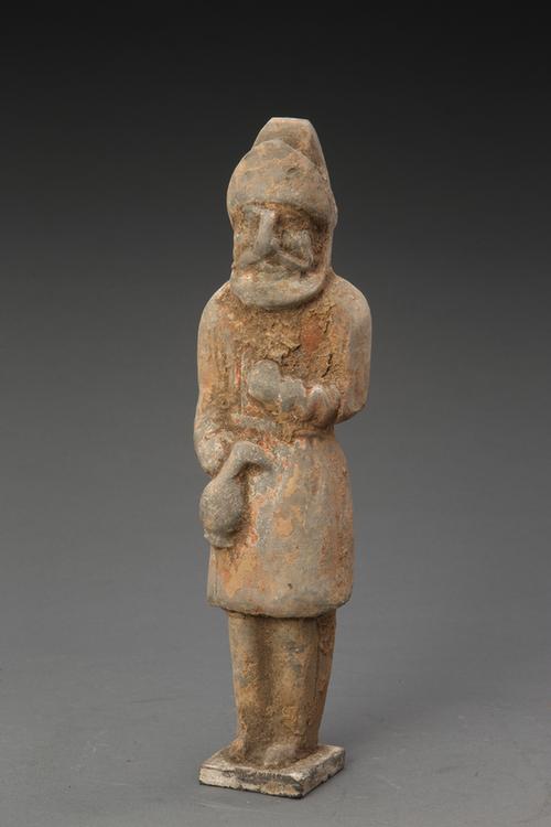 陶提壶胡人男立俑