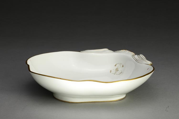 法国白釉金边灵芝式洗