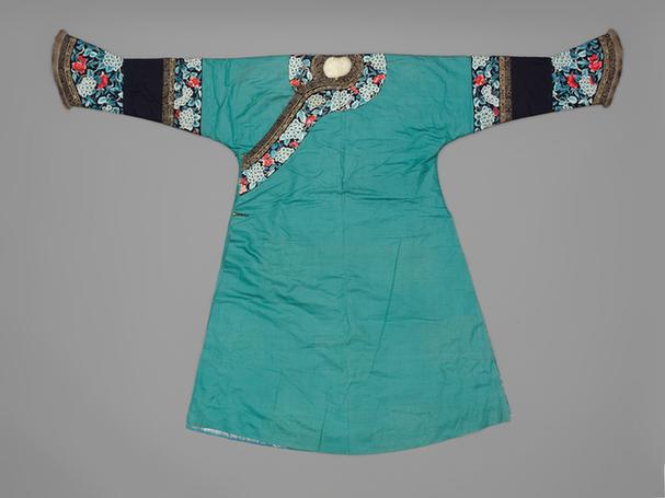 绿色团龙纹暗花绸羊皮里女吉服袍