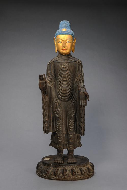 沉香木旃檀佛立像