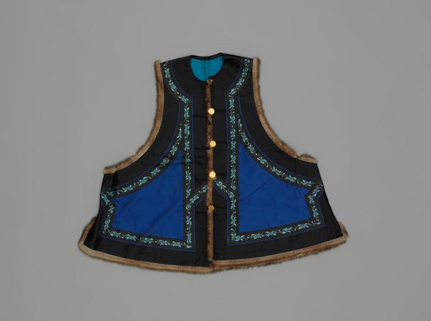 蓝色水纹暗花缎镶貂皮边琵琶襟夹坎肩