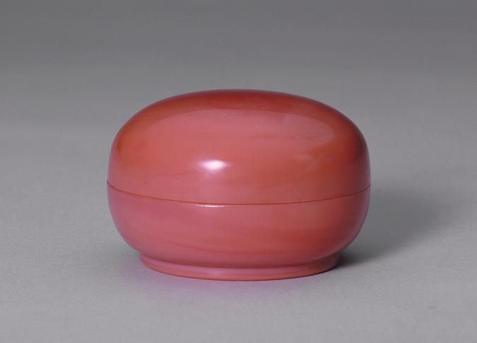 乾隆款粉色玻璃光素圆盒