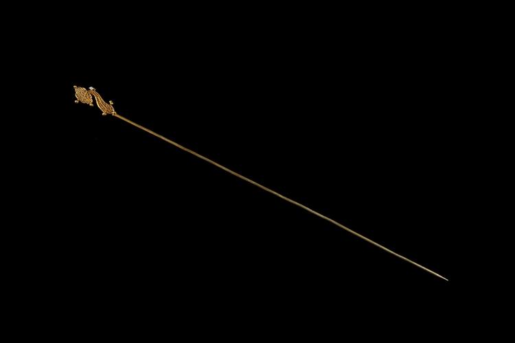 银镀金如意纹流苏