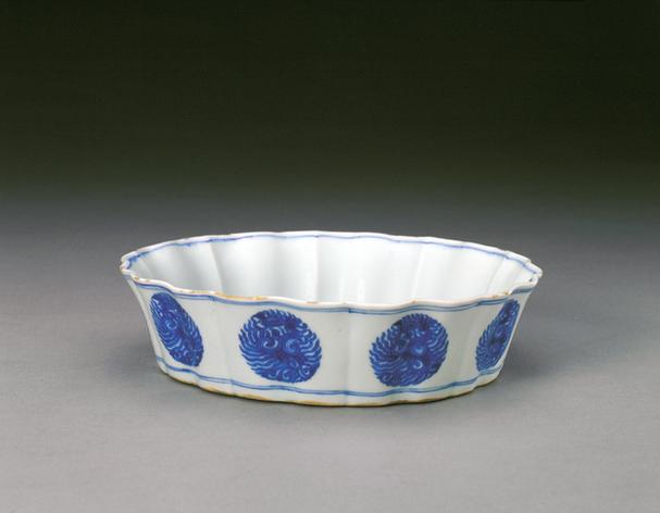 青花里外夔凤纹洗