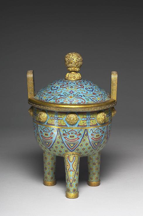 铜胎掐丝珐瑯鼎式炉