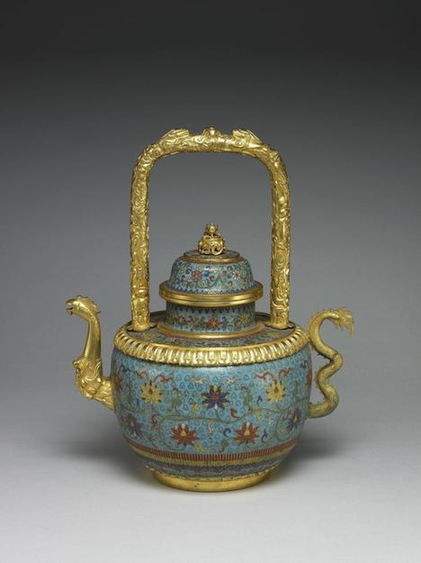 乾隆款 铜胎掐丝珐瑯提梁壶