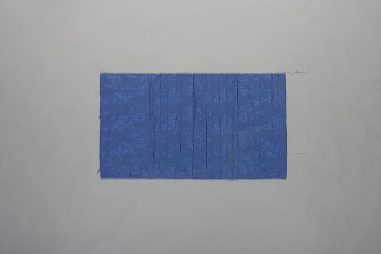 蓝色大洋花纹线绸