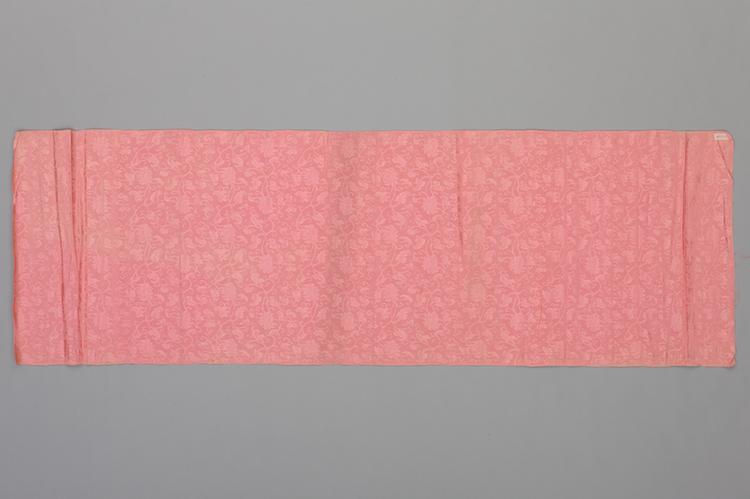 粉色串枝莲纹线绸