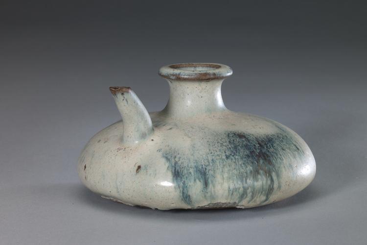 石湾窑灰蓝釉花浇