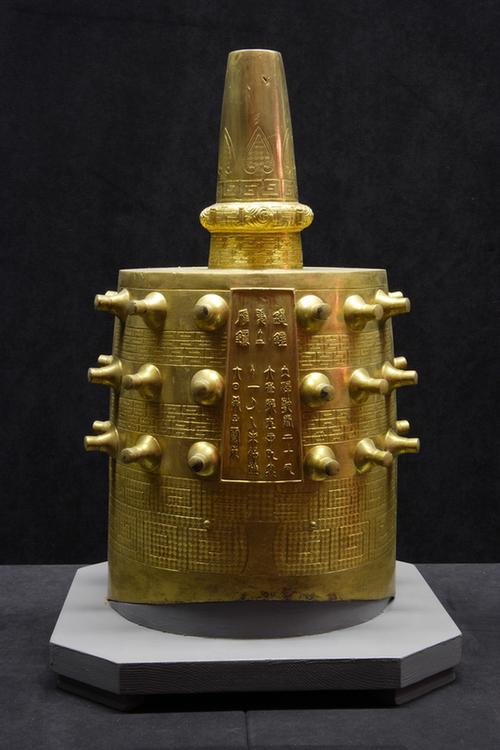 铜镀金甬纽桥口镈钟-大吕