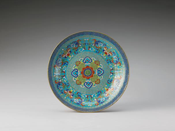 乾隆款画珐琅宝相花纹盘