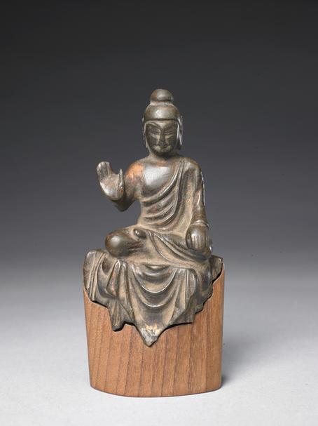 铜鎏金说法佛坐像