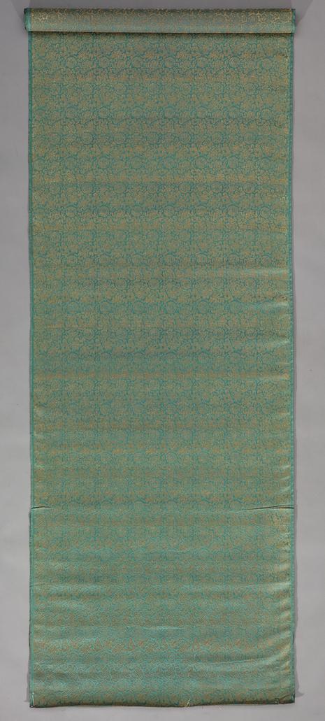 浅绿色杂宝团喜相逢纹织金缎